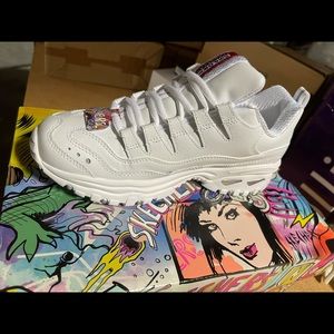 Sketchers White Timeless Vision Sneakers